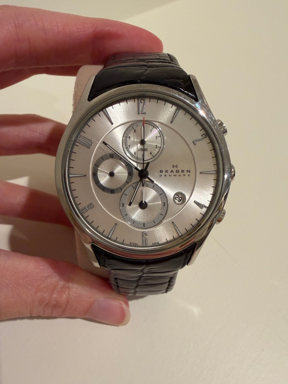 Skagen Men's Silver Chronograph Watch with Black Leather Strap 329XLSLC